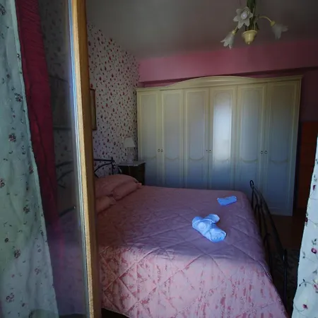 Rosa Bed & Breakfast *